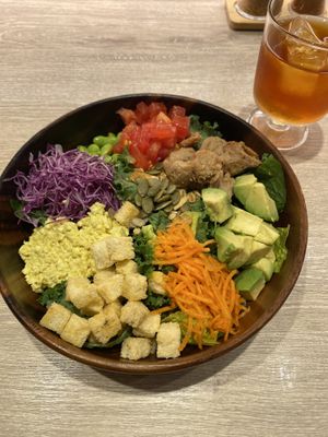 Power protein salad  at RUCY+R 横浜ジョイナス店 in Yokohama