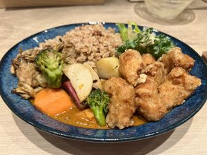 Spice curry with roasted veggies, soy meat, and brown rice  at RUCY+R 横浜ジョイナス店 in Yokohama