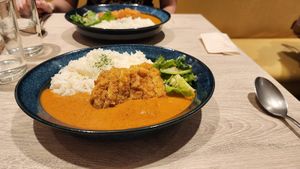 Tofu Katsu with Creamy Tomato Curry at RUCY+R 横浜ジョイナス店 in Yokohama