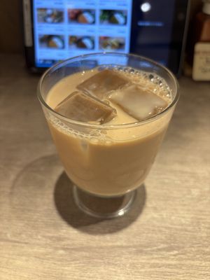 Chai latte  at RUCY+R 横浜ジョイナス店 in Yokohama