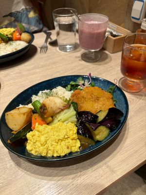 you can choose the ingredients you want at RUCY+R 横浜ジョイナス店 in Yokohama