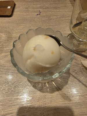 Lemon ice sorbet at RUCY+R 横浜ジョイナス店 in Yokohama