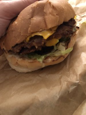 Burger à la truffe  at Green Farmer's in Paris