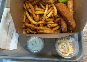 Fish & chips at Green Farmer's in Paris