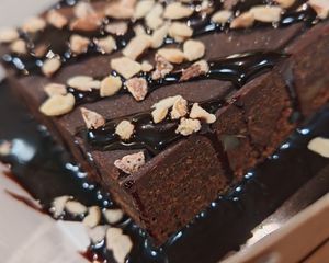 Brownie at Green Farmer's in Paris