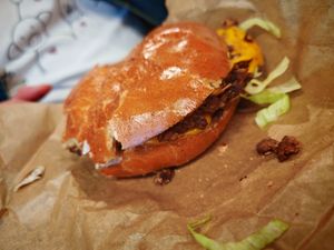 Smash burger at Green Farmer's in Paris