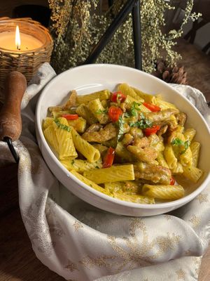 Creamy Cajun Chik’n Pasta  at Uprooted Vegan Cuisine in Martinez