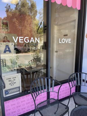 cute outside seating   at Maya's Cookies in San Diego