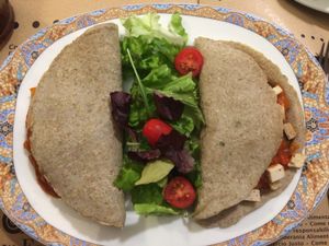 Crepe de tofu con pisto at La Vaina in Gijon