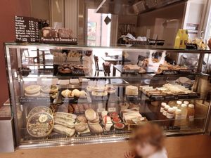 Current selection at Enzian Vegane Bäckerei in Zurich