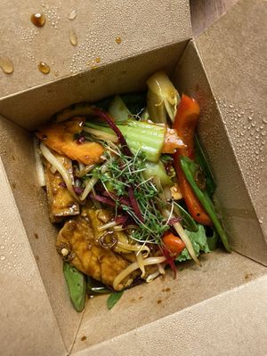 Monk bowl- tofu with vegetables and chili  at BODHI - Vegan Living in Hamburg