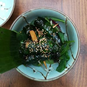 Green leaf at BODHI - Vegan Living in Hamburg