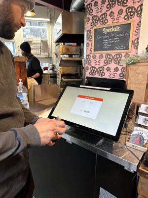 Self order    at Boxcar Pizza in Portland