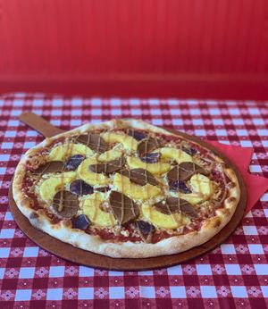 The Big Island - special menu pizza at Big Nonna's in Austin