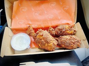 Delicious vegan drumsticks   at Chickenish - Walthamstow in East London