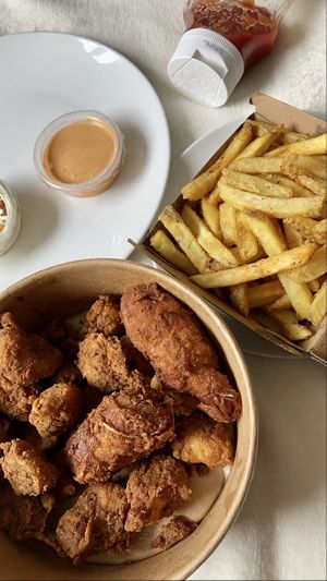 chicken bucket and chips at Chickenish - Walthamstow in East London