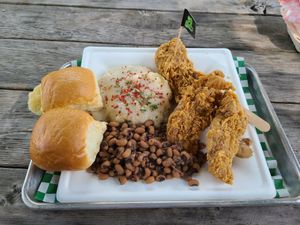 Vegan comfort food at HapPea Vegans in Austin