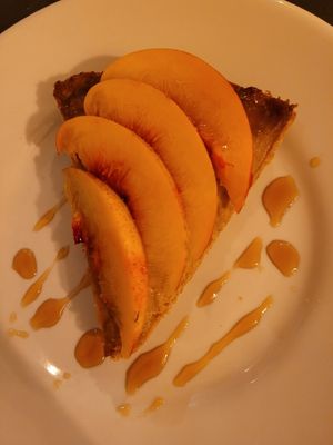 peach tart at Status Quo in Rome