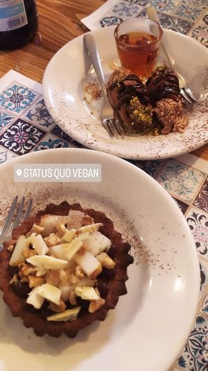 Crostatina e cannoli  at Status Quo in Rome