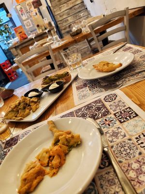  at Status Quo in Rome