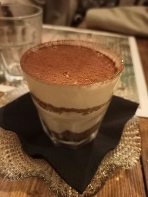 Tiramisu at Status Quo in Rome