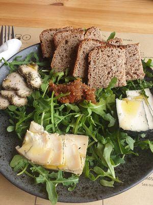 Vegan cheese plate at A Tribo in Barao De Sao Joao