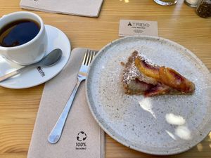 Peachcake at A Tribo in Barao De Sao Joao