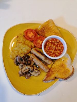 Full English Breakfast filling for vegans and vegetarians at Bella's Coffee House in Hednesford