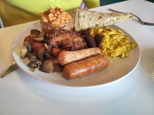 Full vegan breakfast at Plant N Vibe – Street Food by Plant N Plate in Birmingham