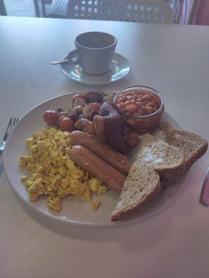 Full English breakfast at Plant N Vibe – Street Food by Plant N Plate in Birmingham