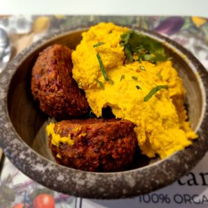  at Le Botaniste - UWS in New York City