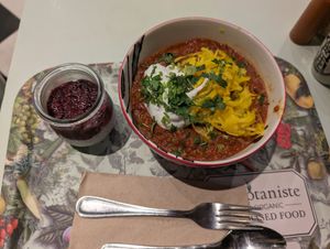 red fruit chia pudding, spicy chili sin carne at Le Botaniste - UWS in New York City