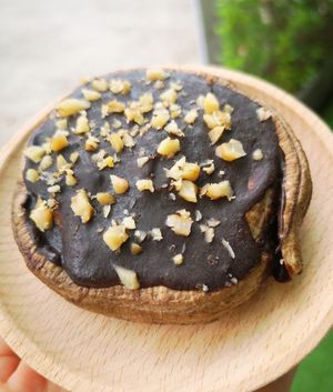 Chocolate bun at Healthy Mania in Phuket