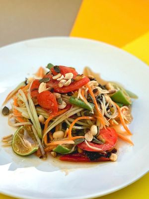 Papaya salad at Healthy Mania in Phuket