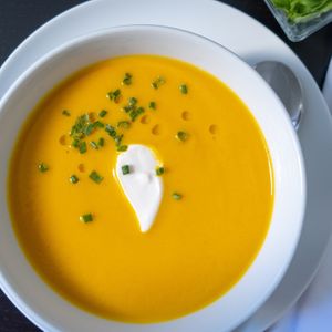 Crema de zanahoria y curry at Juliana Kind Food  in Tenerife