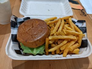 Maui's Burger at 100% HP in San Juan