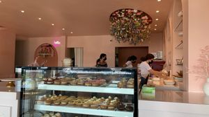 Calaff Pastries Aguada
Bizcocho de guineo. Espectacular 
Y Machiatto doble  at 100% HP in San Juan