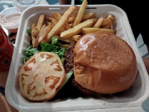 Burger at 100% HP in San Juan