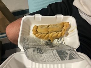 Empanadilla with onion steak and plantain at 100% HP in San Juan