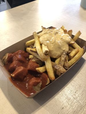   at Benbergs Fritten - Food Stand in Dortmund