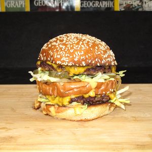 The B.I.G. MACK (Remix) at Extra Market in Los Angeles