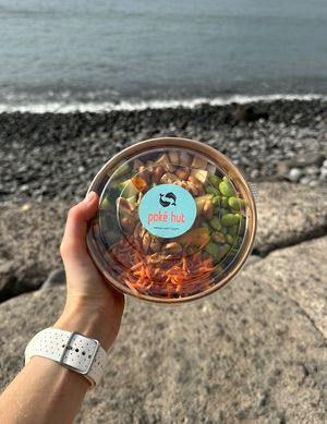 I visited another time and then I took it take away!🥙🫶🏼  at Poké Hut in Tenerife