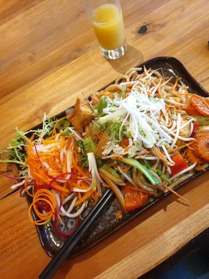 Vegan udon noodles with Tofu at Ryu - Vietnamese Streetfood in Augsburg