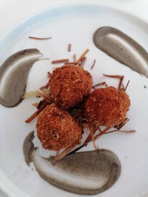 Leek croquets with garlic mayo at Nativa in Rome