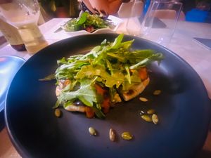 Vegan appetizer (pita, veggies, hummus) at Hectors Kitchen in Punta De Mita