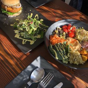 Mushroom burger and rainbow bowl  at Nokum Space - 공간 녹음  in Seoul