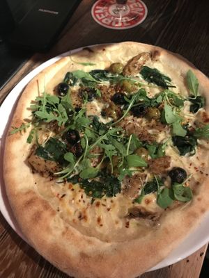 Pollo at Vegan Pizza Bar in Rotterdam