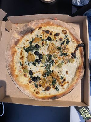 Pizza Polno  at Vegan Pizza Bar in Rotterdam