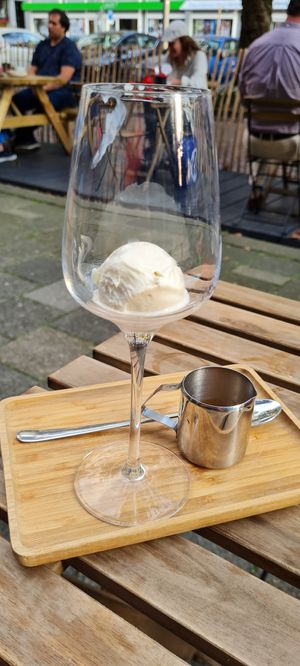  at Vegan Pizza Bar in Rotterdam