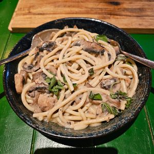 Pasta Tartufo E Fungi at Vegan Pizza Bar in Rotterdam